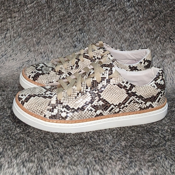 Zara Faux Python Lace Up Sneaker Women's 8 - Picture 4 of 12